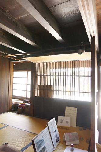 志田邸•東海道町民生活歴史館　格子戸が美しい